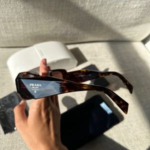AUTHENTIC PRADA SPR17W Black/Brown Tortoise Sunglasses